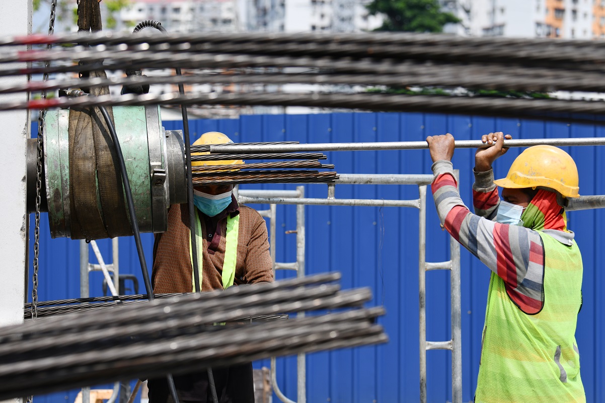Affin Hwang's Loong has a 'neutral' call on the construction sector, with the research firm’s preference being small- to mid-cap contractors given their more attractive valuations and smaller government contract sizes. (Photo by Mohd Suhaimi Mohamed Yusuf)